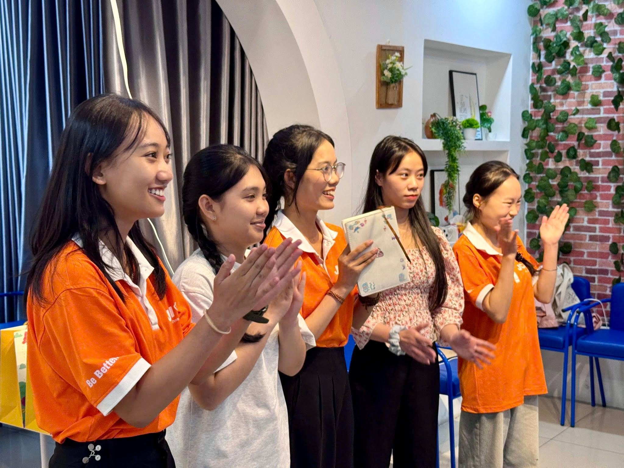 BUỔI ĐÀO TẠO VỀ “EVENT DIRECTOR - SPECIAL EXPERIENCE IN JCI” DÀNH CHO ĐỘI NGŨ TNV DỰ ÁN “ĐỒNG HÀNH CÙNG EM - JCI KHANHHOA” 
